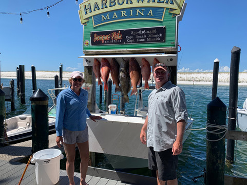 Semper Fish Charters-德斯廷必去景点