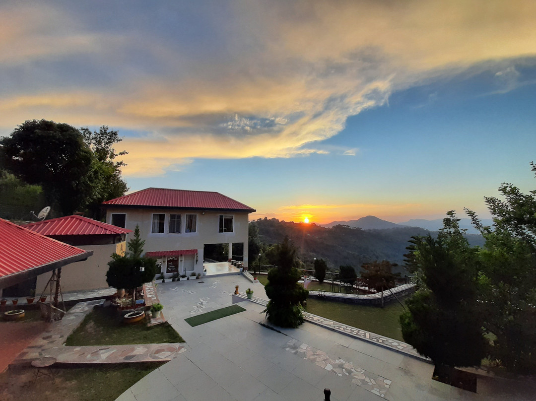 Mist N Meadows Resort主图