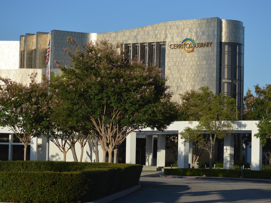 Cerritos Library-喜瑞都必去景点