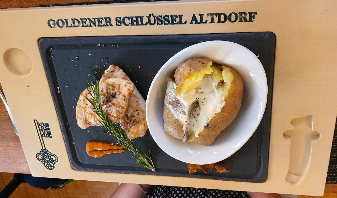 Hotel Restaurant Goldener Schlussel主图