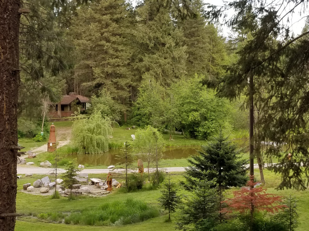 The Riverfront Motel & Cabins主图