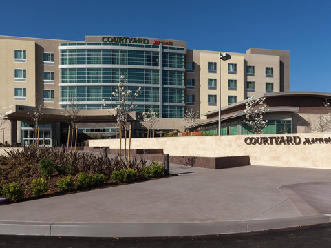 Courtyard by Marriott San Jose North/Silicon Valley主图