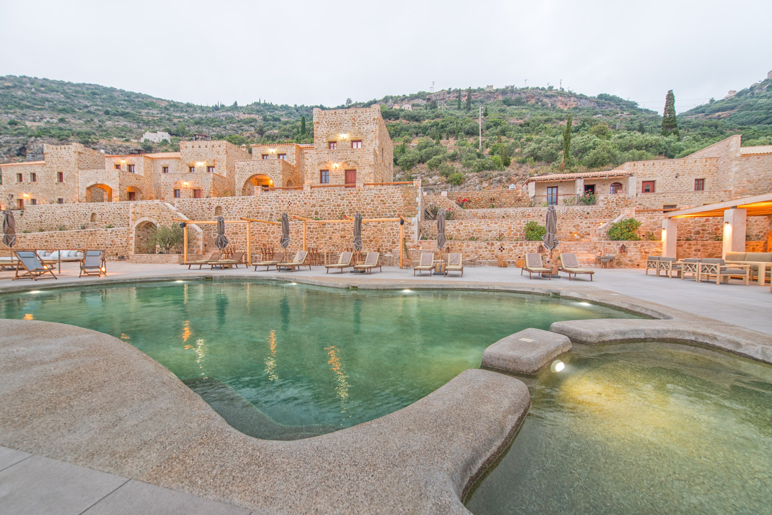 Brazzo di Maina-官方