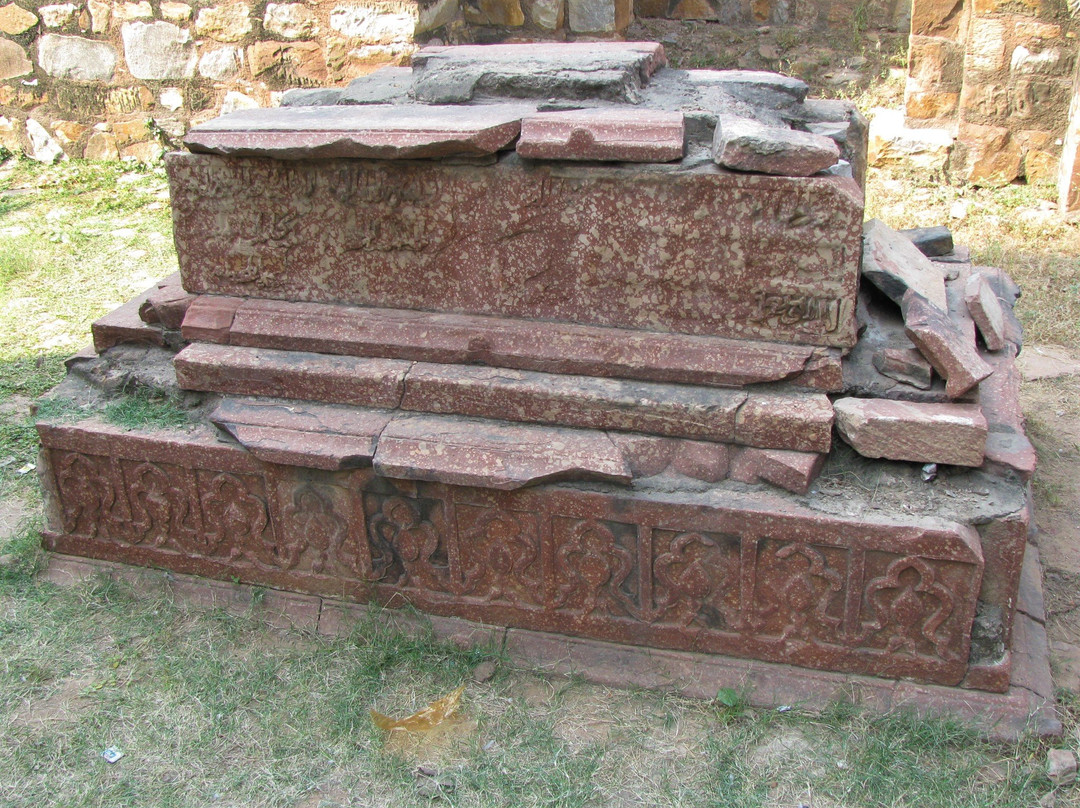 Tomb of Balban-新德里必去景点