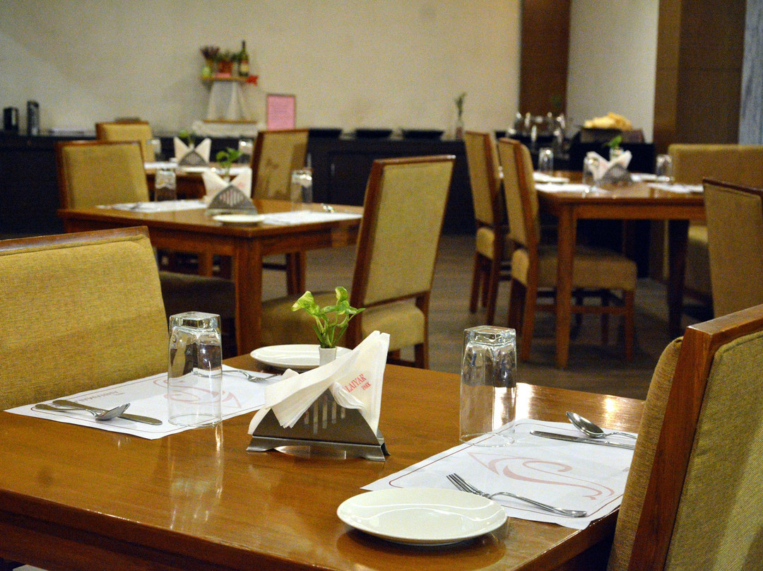 Hotel Sree Annamalaiyar Park主图