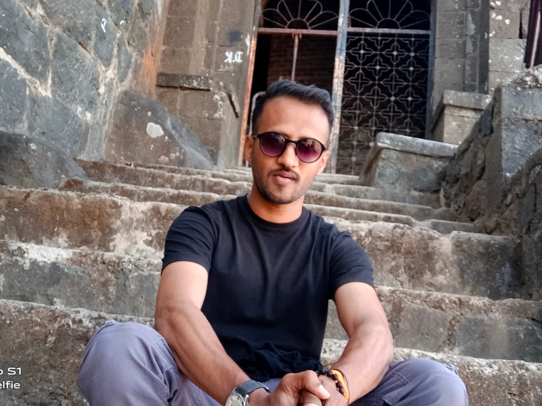 Nandgiri Ancient Shri Parshwanath Digambar Jain Temple-Satara必去景点