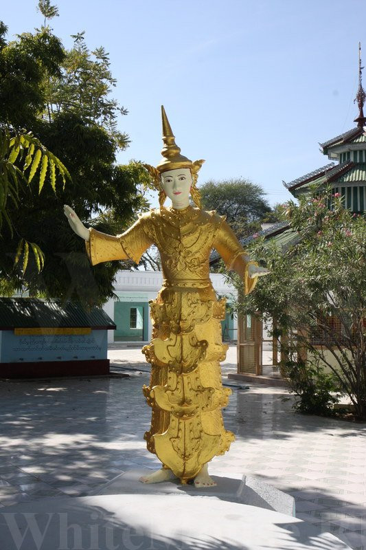 Kaunghmudaw Pagoda-Sagaing必去景点