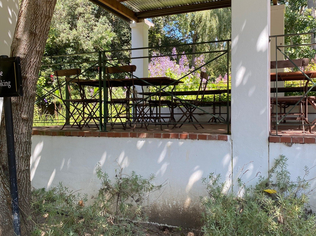 Eagles Nest Guesthouse主图