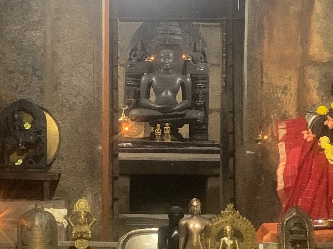 Jain Temple Varanga-Hebri必去景点