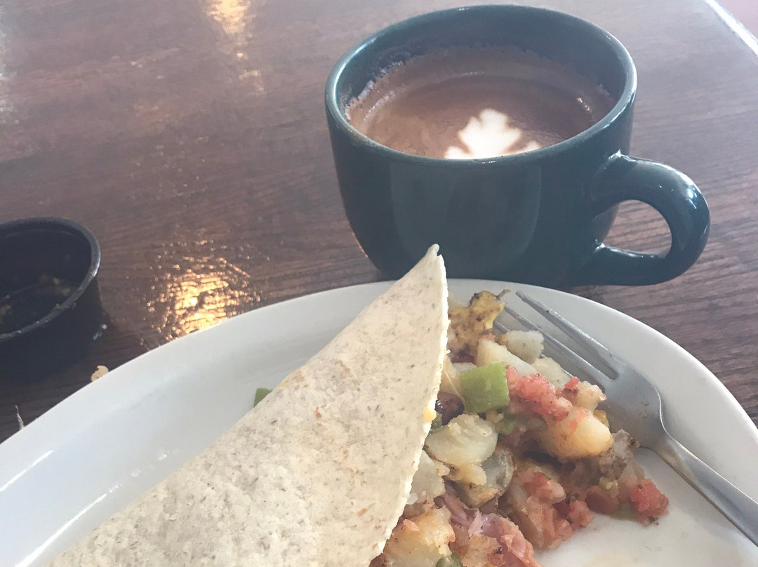 Wooglin's Deli & Cafe