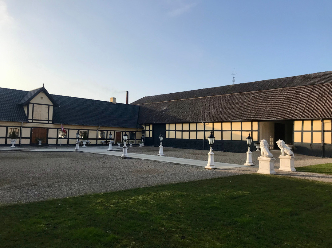 Skrobelev Gods Manor House主图