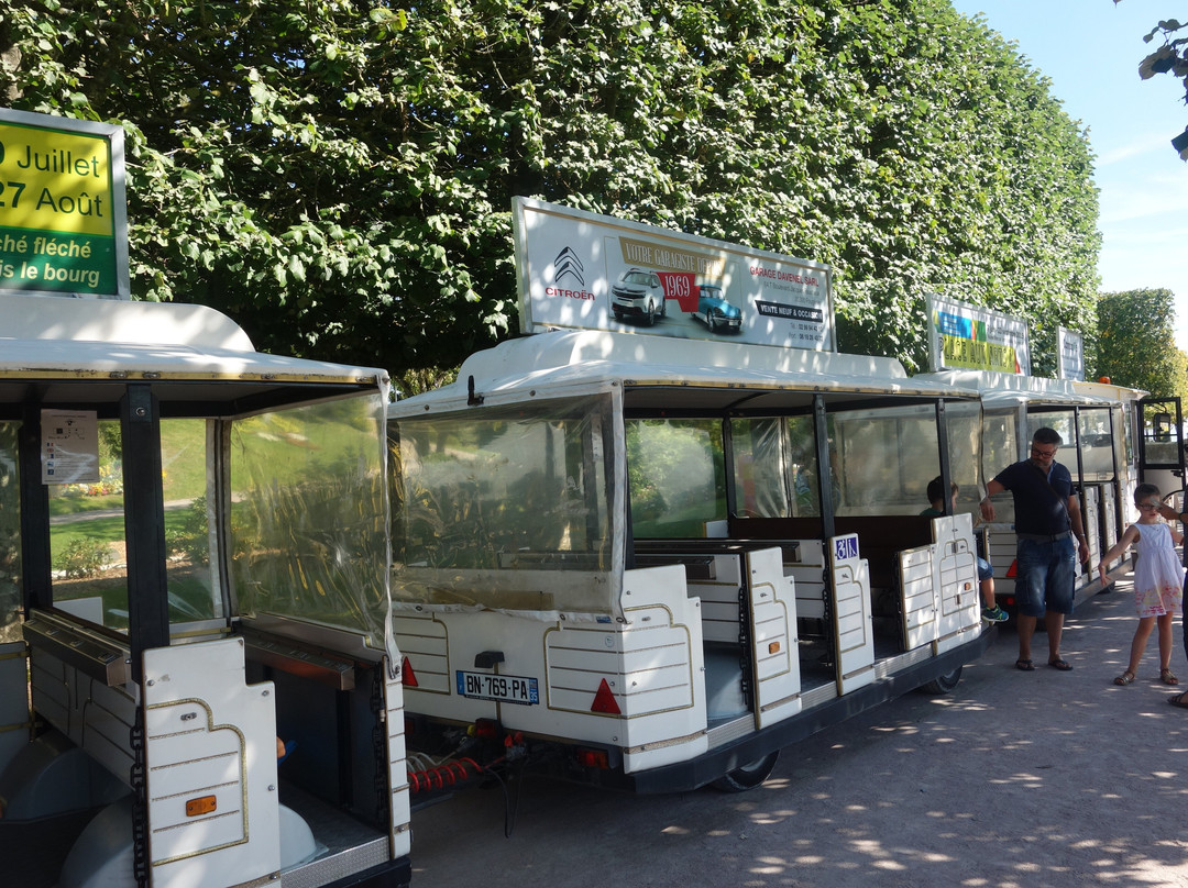 Le Petit Train Touristique de Fougeres景点图片