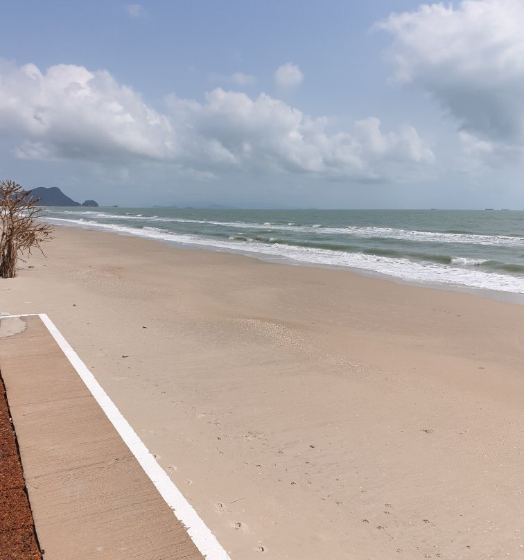 Wis Beach Khanom主图