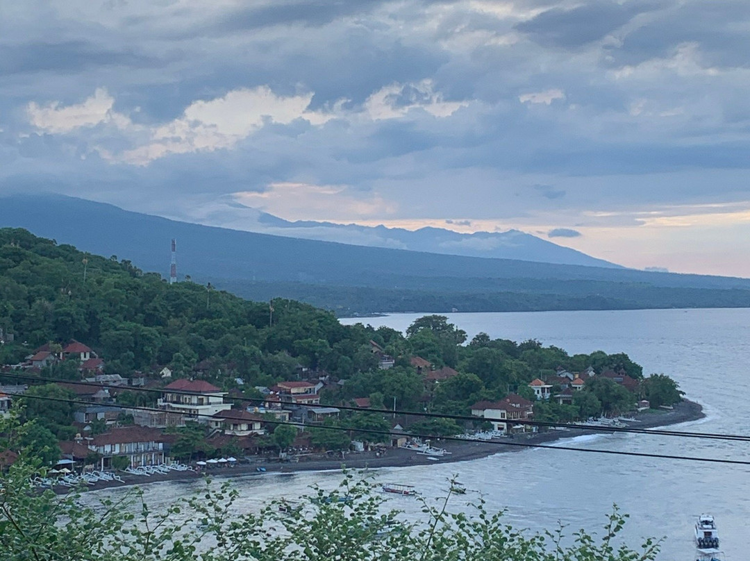 Putu Raka - Private Day Tours-登巴萨必去景点