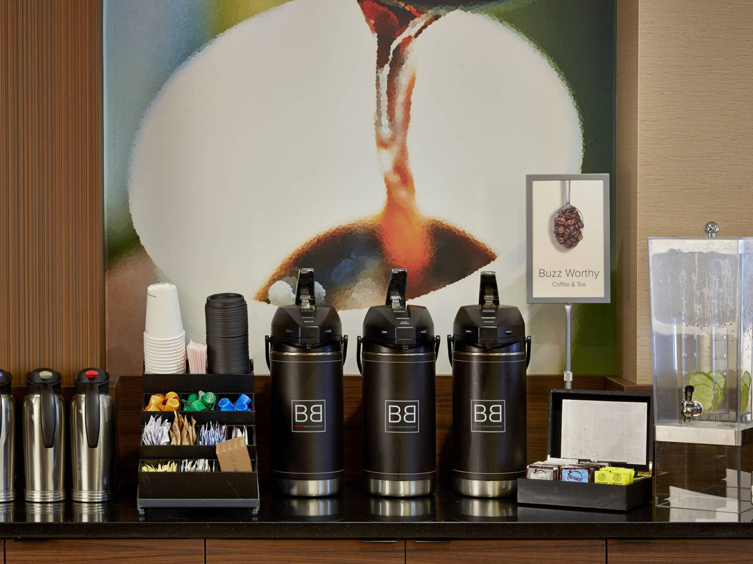 罗切斯特东部万枫酒店主图