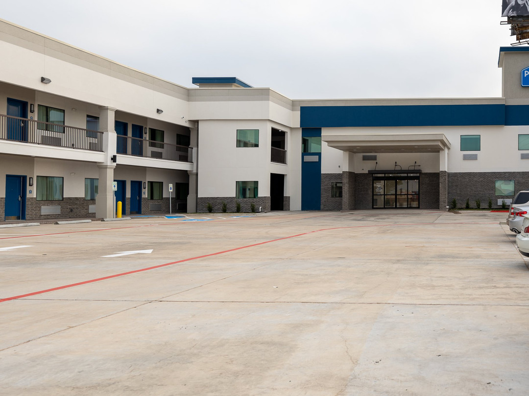 Palace Inn Blue IAH East