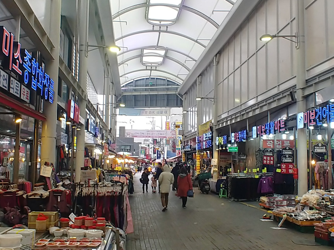 Guri Traditional Market-九里市必去景点