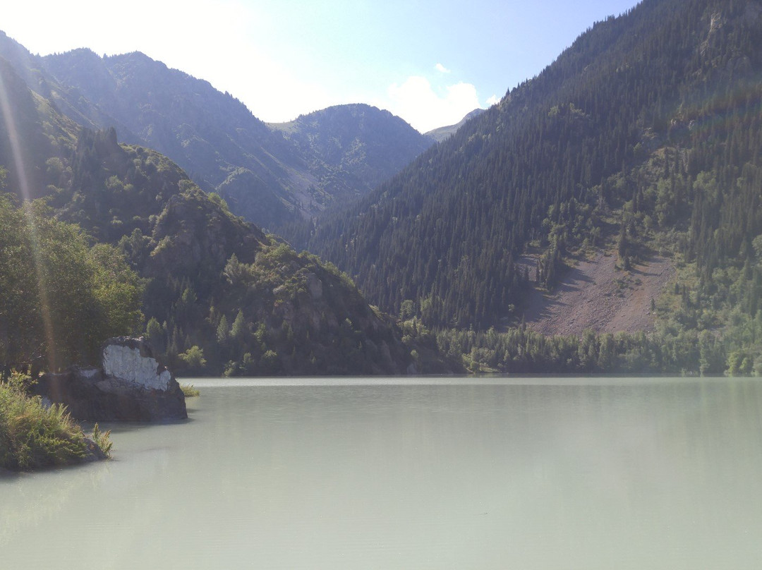 Lake Issyk景点图片