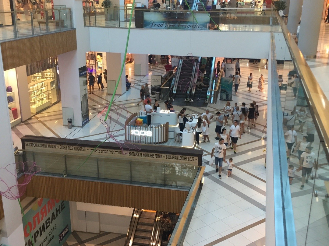 Grand Mall-瓦尔纳必去景点