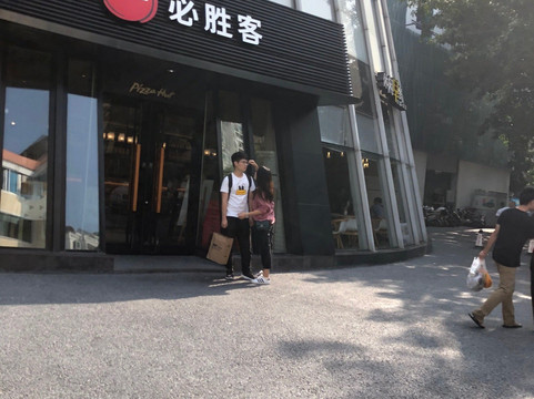 夏日百货-三亚市必去景点