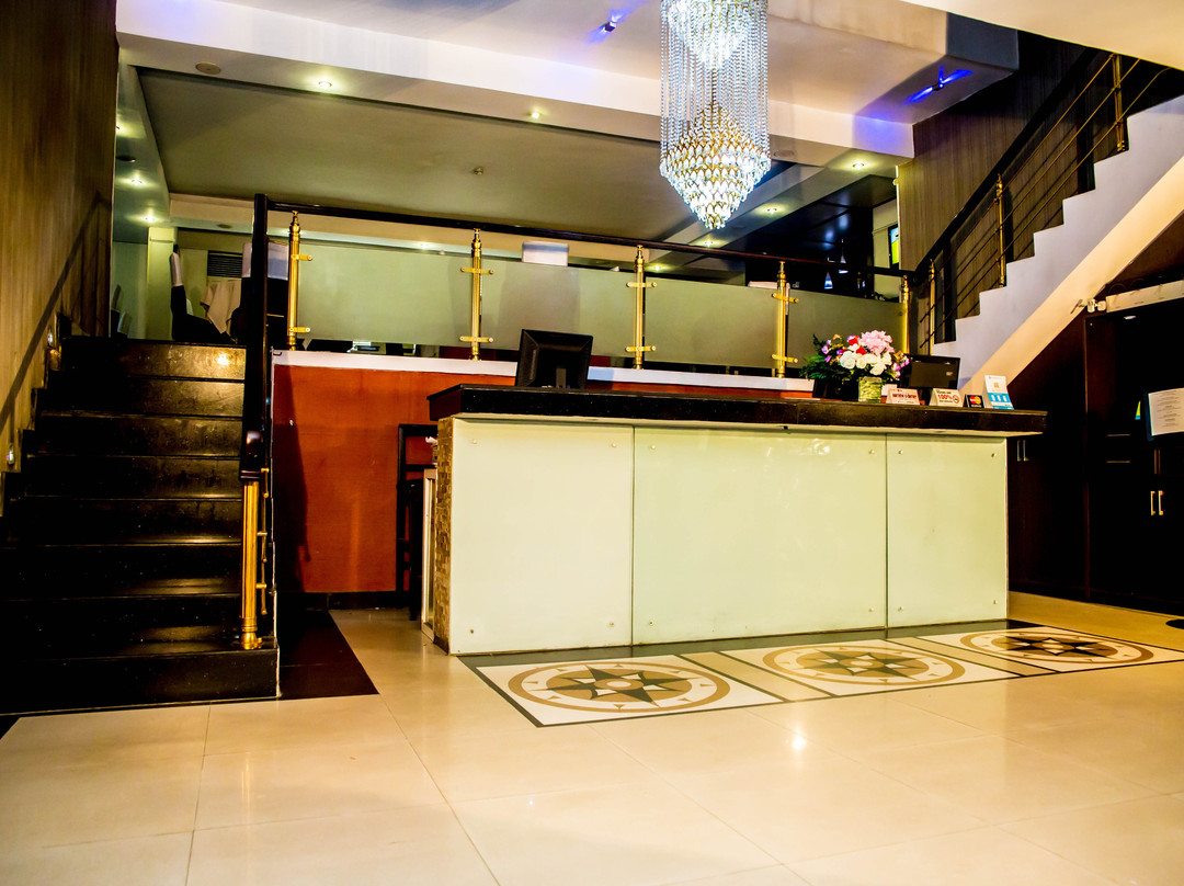 Starfire Hotel主图