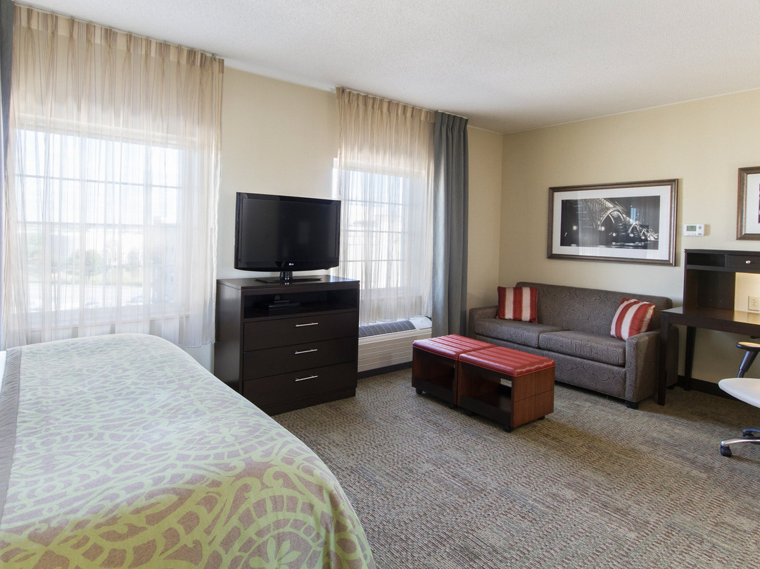 Staybridge Suites BUFFALO-AMHERST by IHG主图