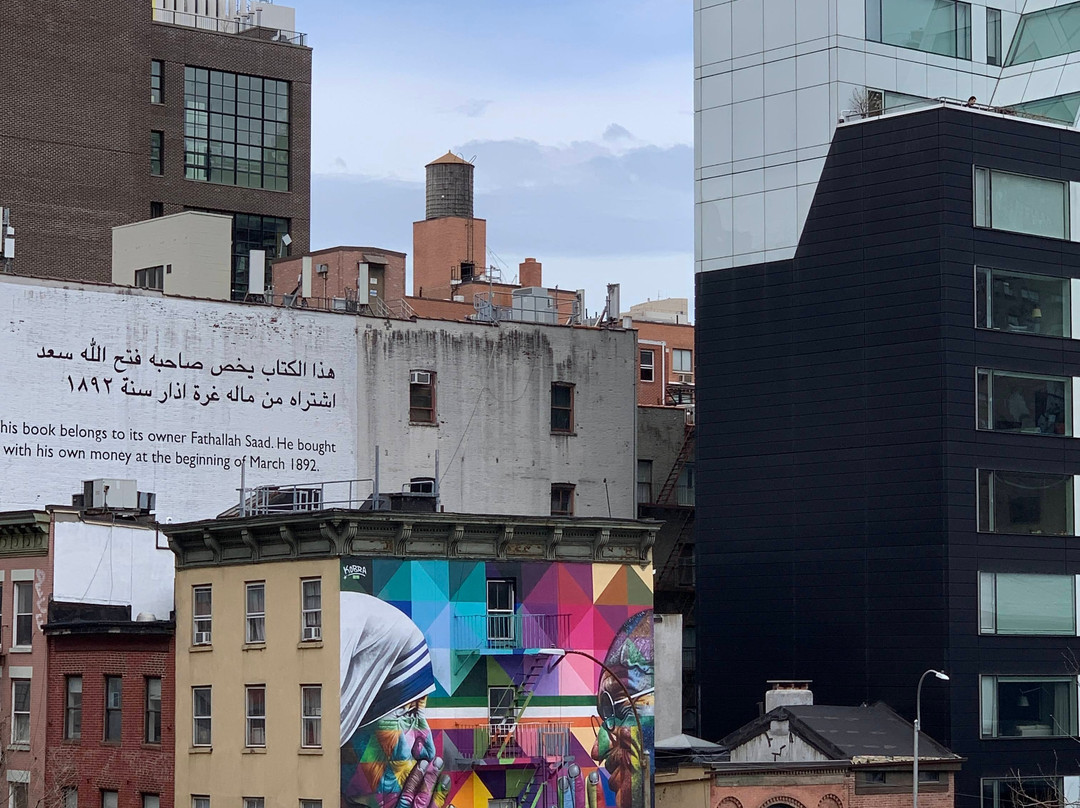 Mother Teresa and Gandhi Mural-纽约市必去景点