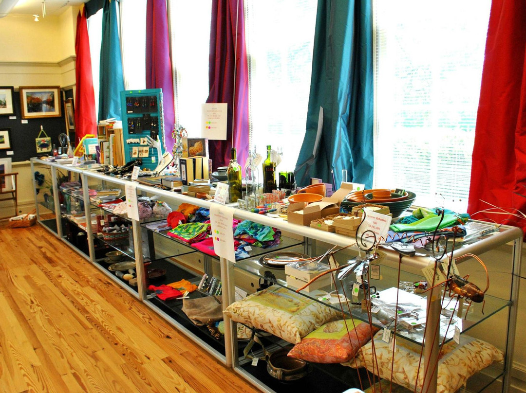 Carrsville旅游景点-Jester's Gallery Shop