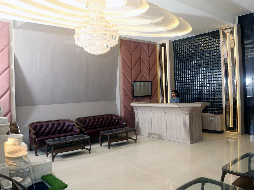 Om Clarks Inn, Raebareli主图