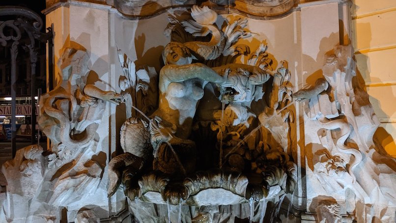 Najadenbrunnen I und II-德累斯顿必去景点