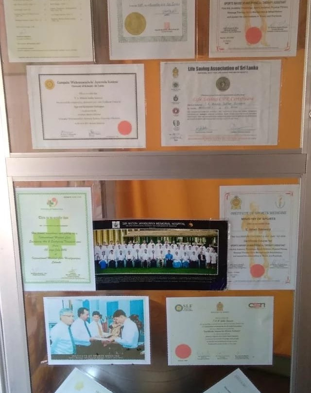 Deergayu Acupressure Center-阿鲁甘湾必去景点