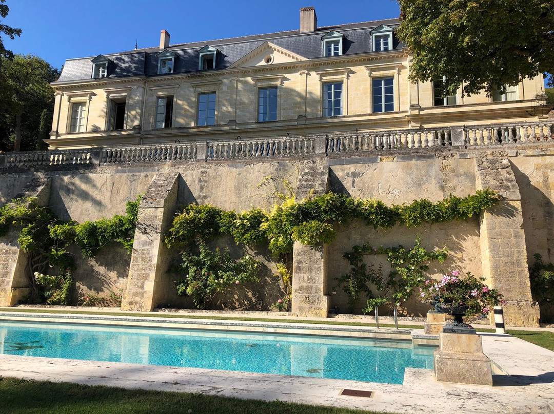 比道迪埃勒庄园酒店主图