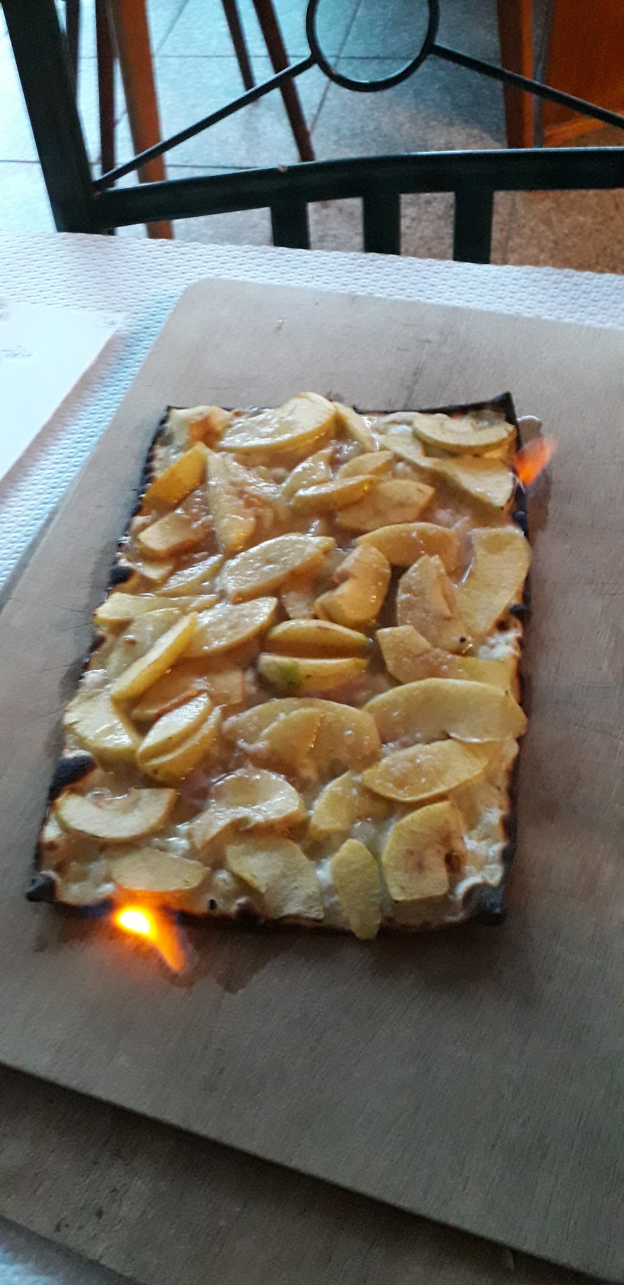A la Croix d'Or-官方