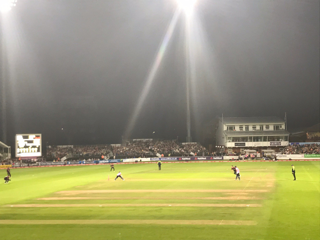 Somerset County Cricket Club-汤顿必去景点