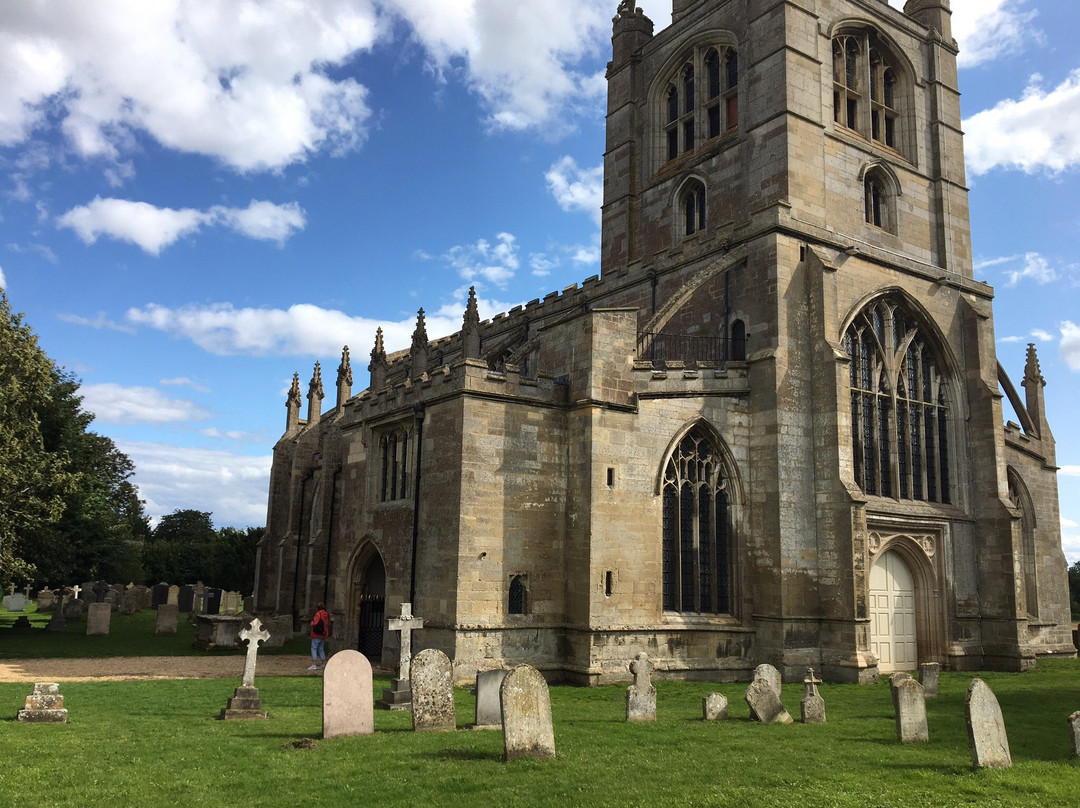 St Mary the Virgin and All Saints Church景点图片