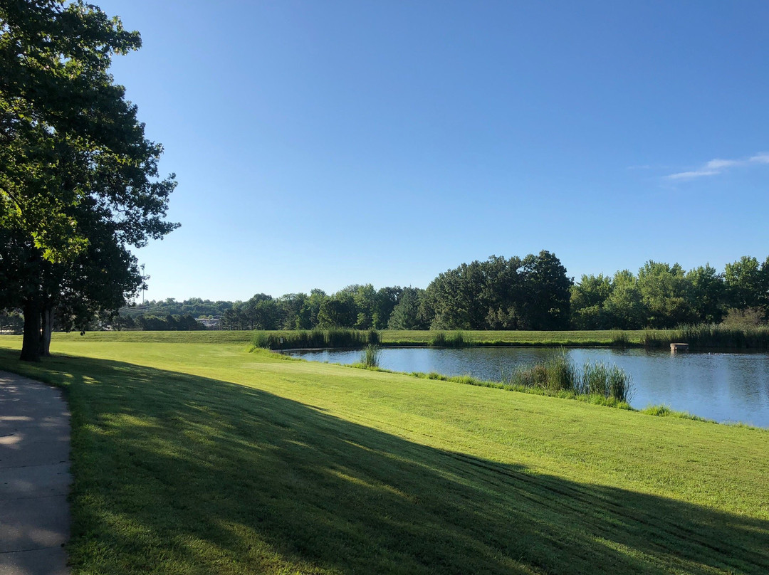 Ber Juan Park-罗拉必去景点