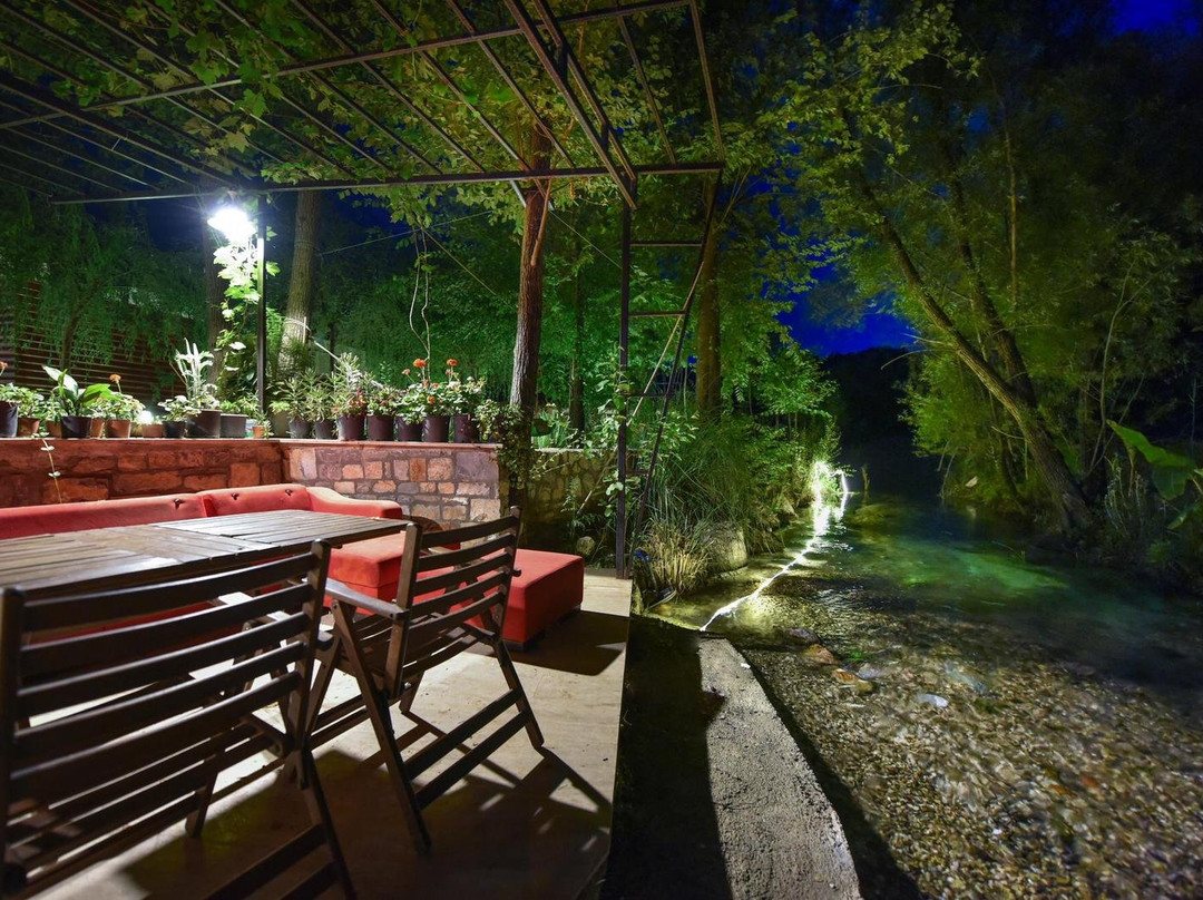 戈西克花园物语酒店主图