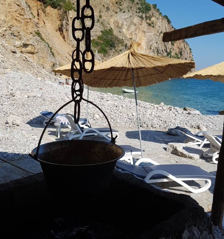 Calypso Beach-布德瓦必去景点