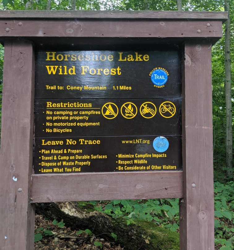 Coney Mountain Trail景点图片