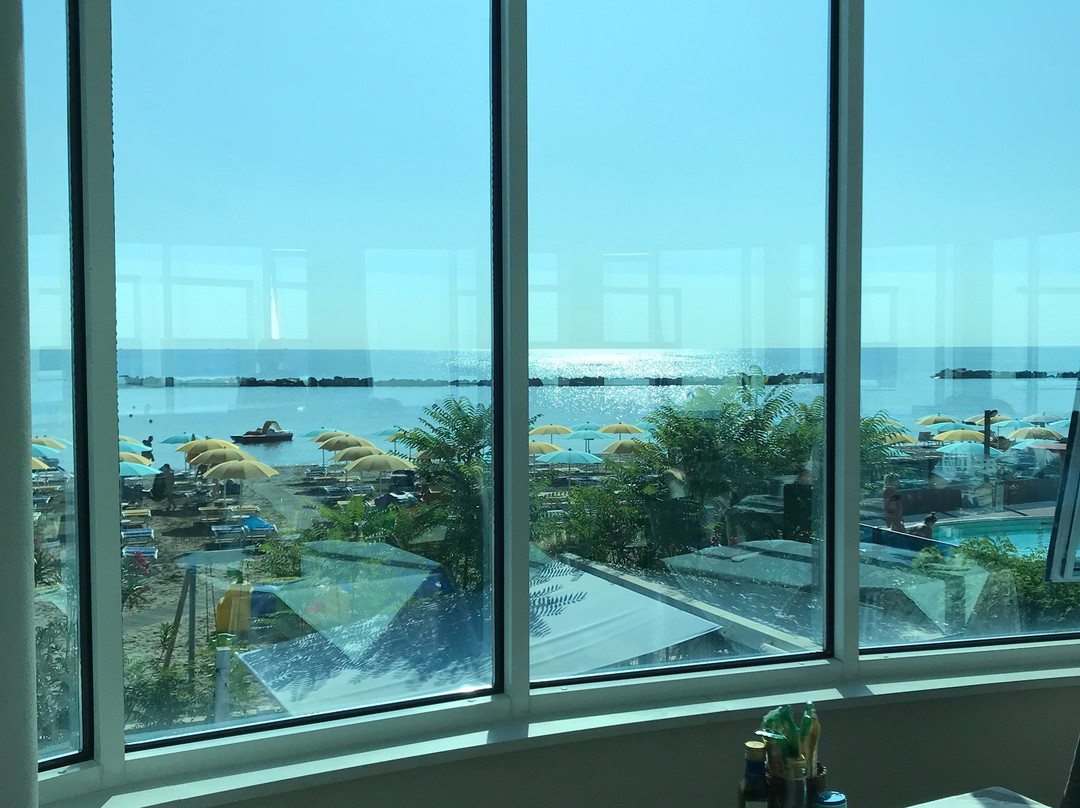 阿夏戈海滩酒店主图