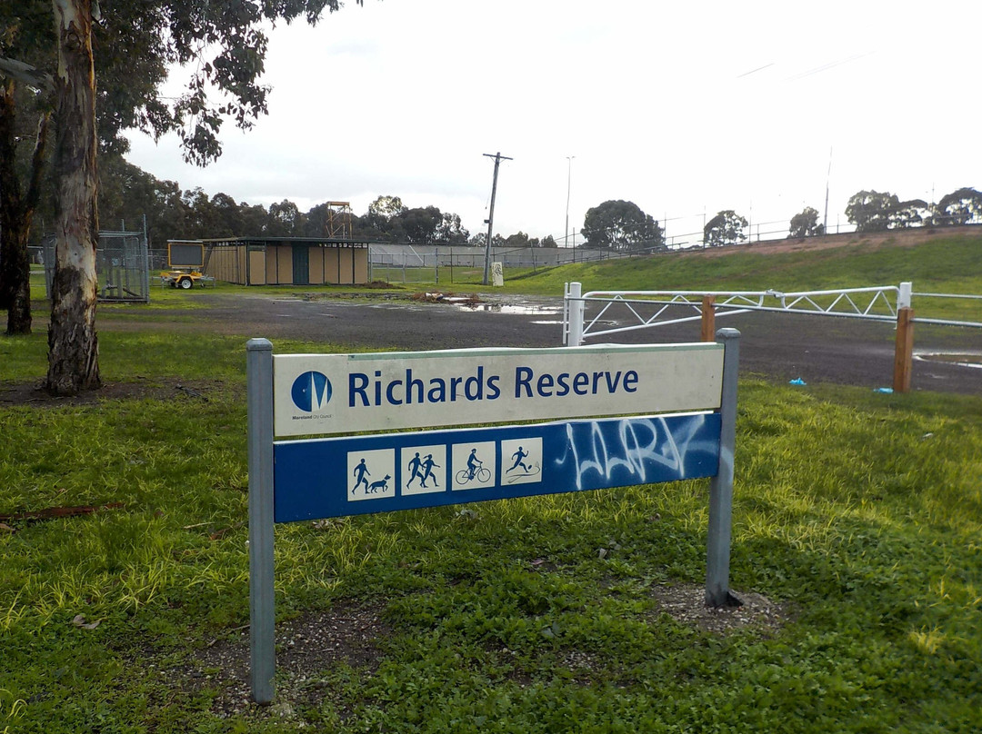 Richards Reserve景点图片