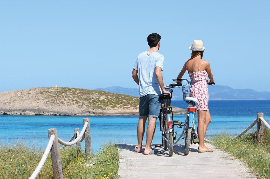 Emoveyou Ibiza | Renting Electric Bikes, Scooters & Motos景点图片
