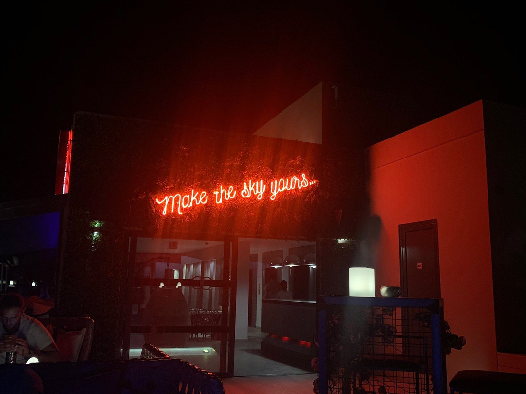 SKY BAR Red Loft-Kos Town必去景点