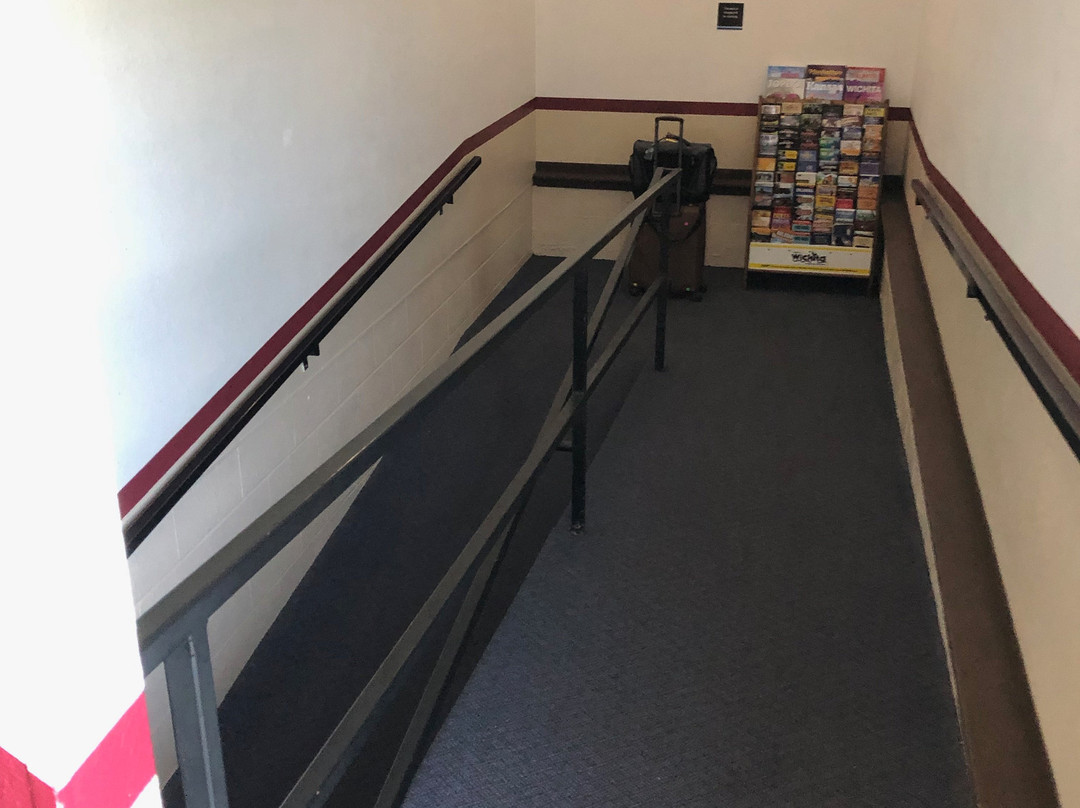 Newton Inn In Newton, Ks主图