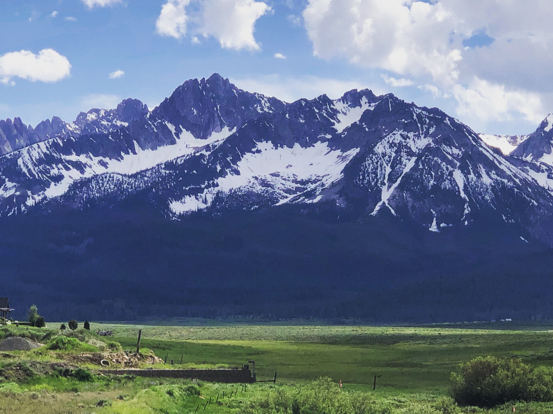 Sawtooth Hotel主图