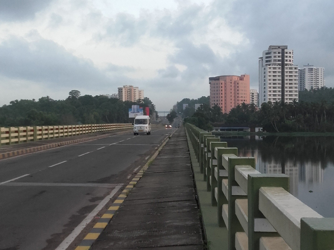 Akkulam Bridge-提卢湾安塔普兰（特里凡德伦）必去景点