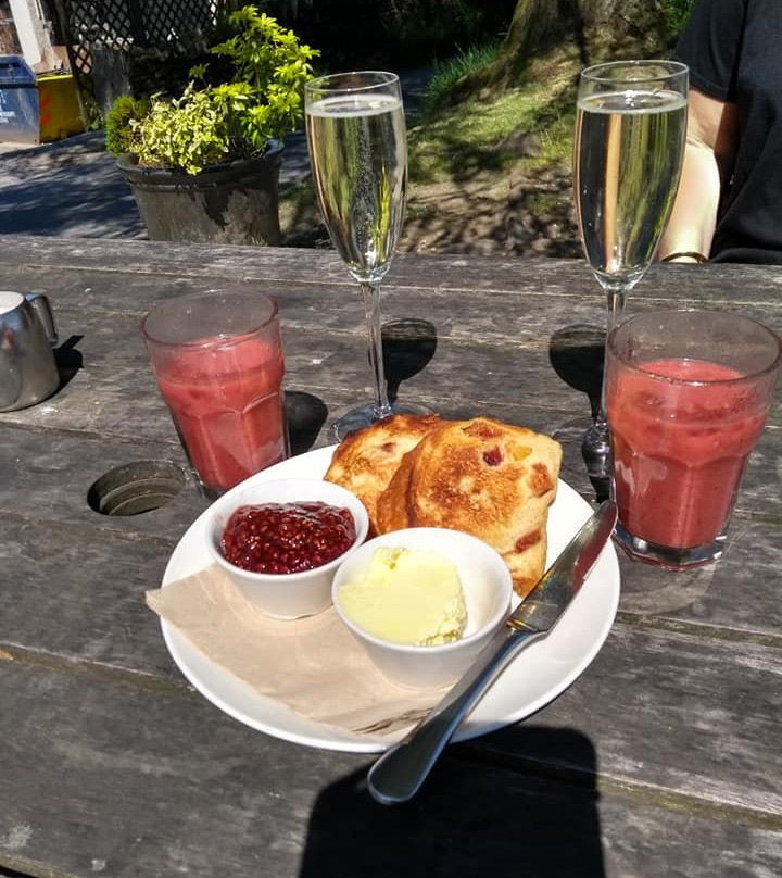 The Drunken Duck Inn主图