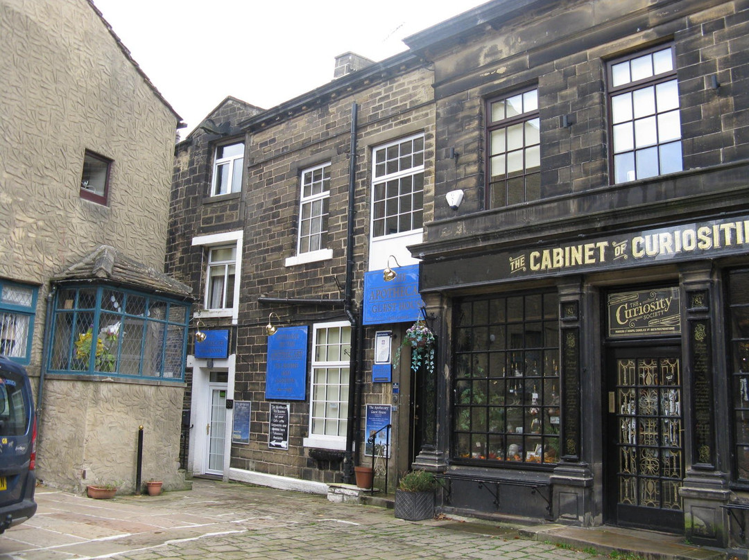 The Apothecary Guest House主图