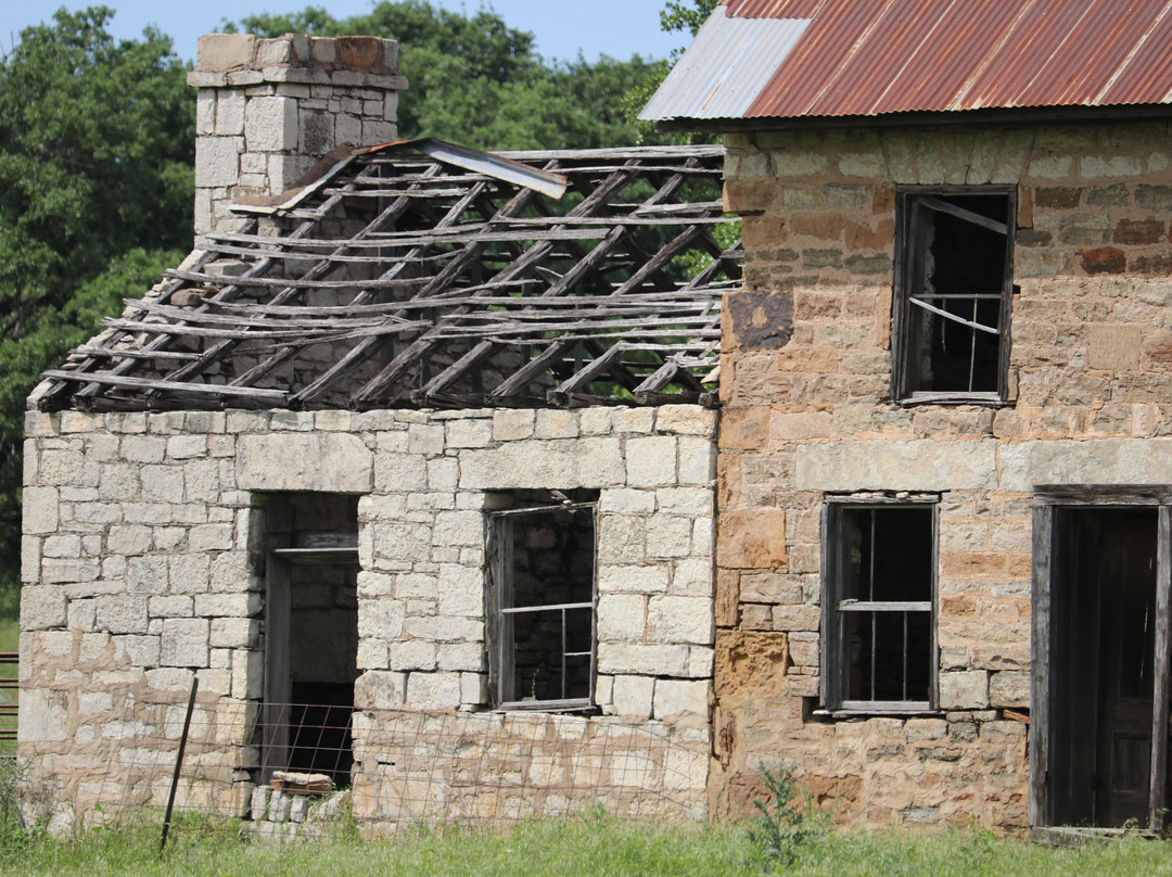 The Bluebonnet House景点图片