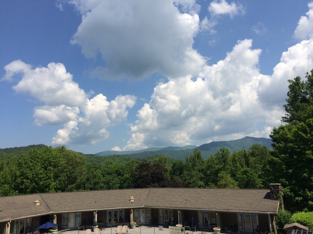 方塔纳度假村主图